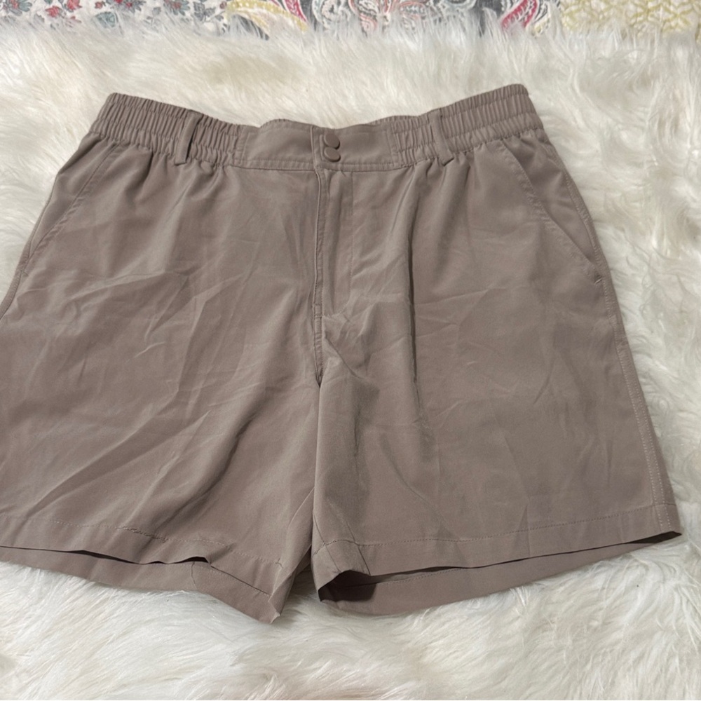 BURLEBO Taupe Elastic-Waist Shorts
